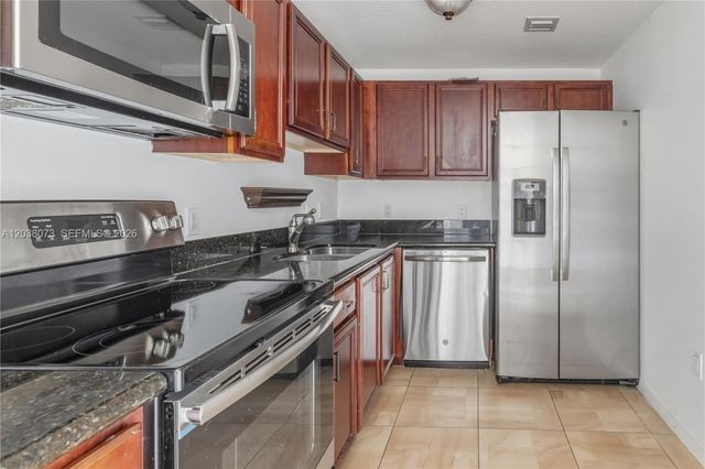 5271 SW 8th St 304, Miami, FL 33134