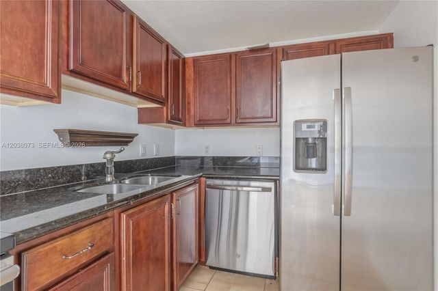 5271 SW 8th St 304, Miami, FL 33134