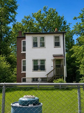 6309 Page Avenue, St Louis, MO 63133