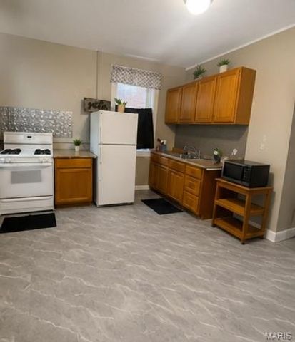6309 Page Avenue, St Louis, MO 63133
