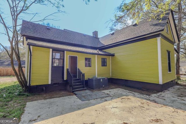 711 Davis Street, Monroe, GA 30655