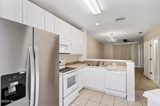 1352 Hampton Park Lane, Melbourne, FL 32940