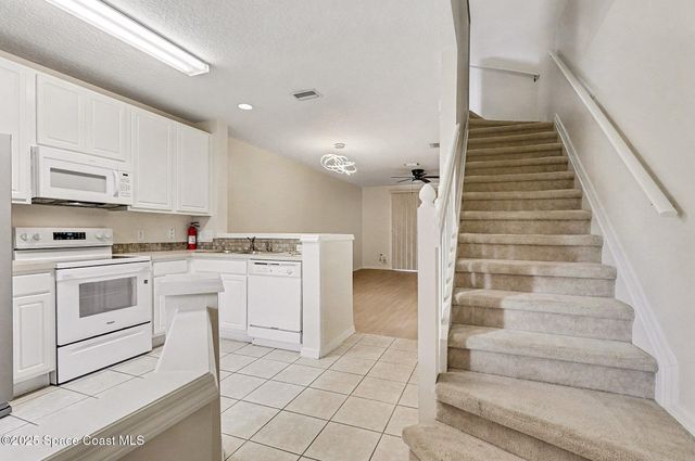 1352 Hampton Park Lane, Melbourne, FL 32940