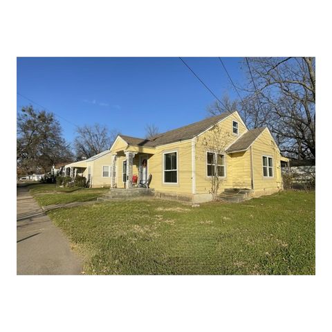 1702 NW 1st Avenue, Mineral Wells, TX 76067