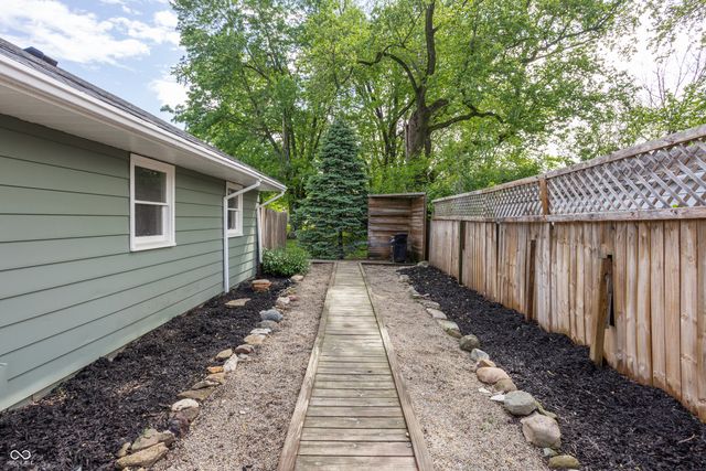 3404 S Scatterfield Road, Anderson, IN 46013