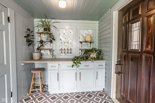 3404 S Scatterfield Road, Anderson, IN 46013