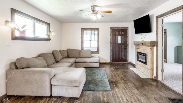 3404 S Scatterfield Road, Anderson, IN 46013
