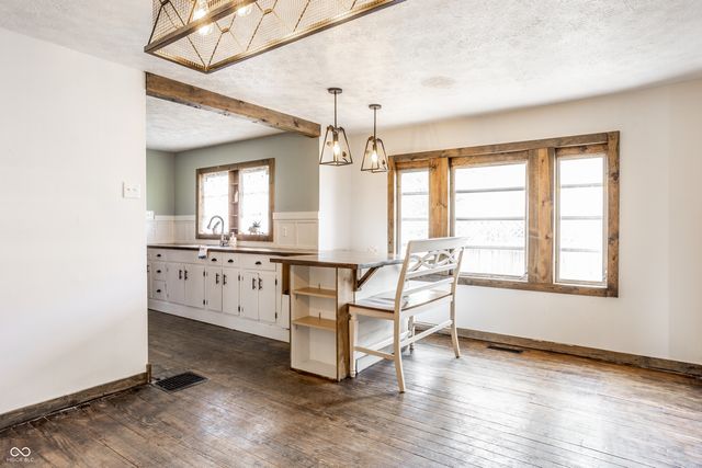 3404 S Scatterfield Road, Anderson, IN 46013