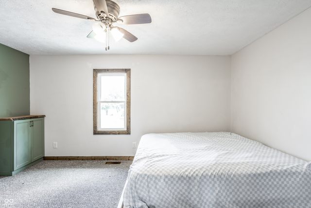 3404 S Scatterfield Road, Anderson, IN 46013