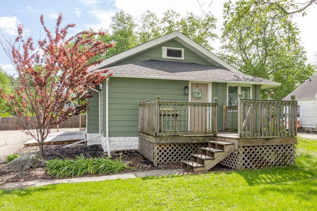 3404 S Scatterfield Road, Anderson, IN 46013