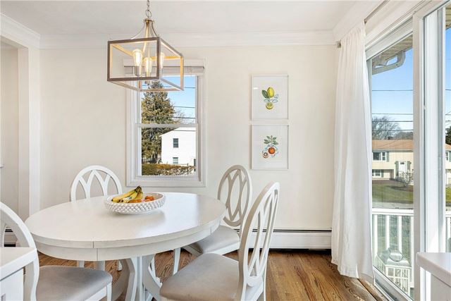 6 Jenkins Street, Bristol, RI 02809