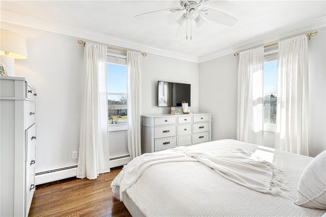 6 Jenkins Street, Bristol, RI 02809