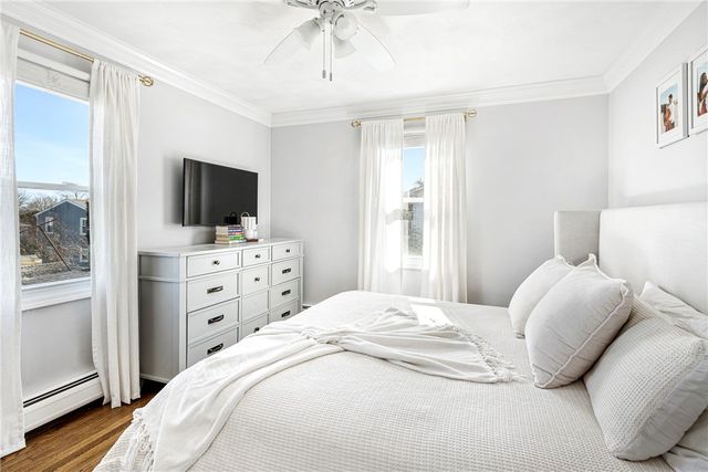 6 Jenkins Street, Bristol, RI 02809