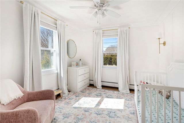 6 Jenkins Street, Bristol, RI 02809