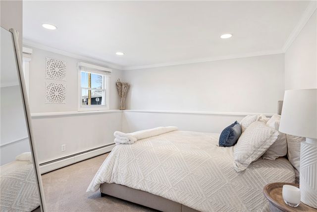 6 Jenkins Street, Bristol, RI 02809