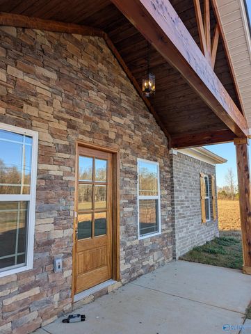 102 Treva Lane, Hazel Green, AL 35750