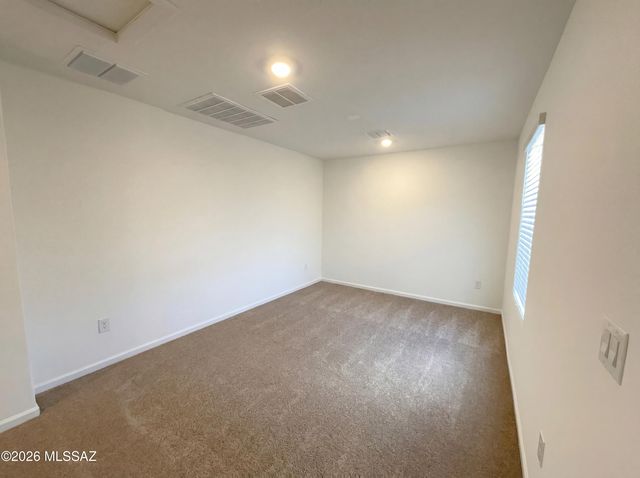 10453 W Beaman Lane, Marana, AZ 85653