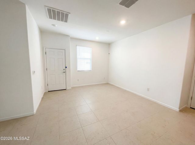 10453 W Beaman Lane, Marana, AZ 85653