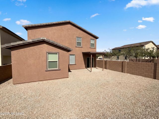 10453 W Beaman Lane, Marana, AZ 85653