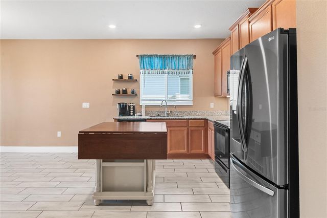 697 SARNER PASS WAY, Winter Haven, FL 33881