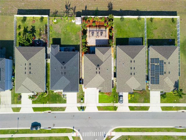 697 SARNER PASS WAY, Winter Haven, FL 33881