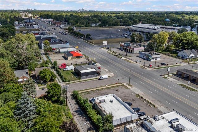 18400 Plymouth Road, Detroit, MI 48228