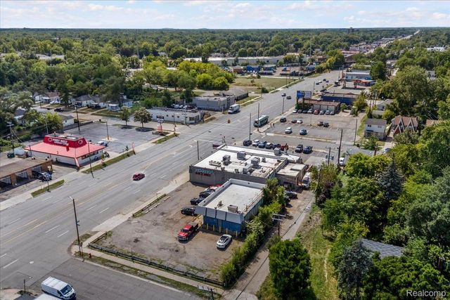18400 Plymouth Road, Detroit, MI 48228