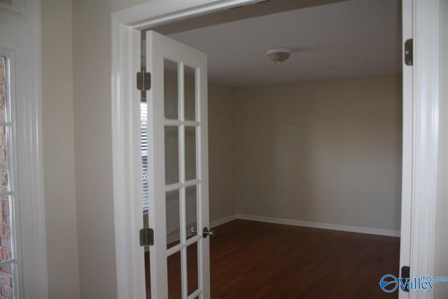 7010 Thornwood Lane, Owens Cross Roads, AL 35763