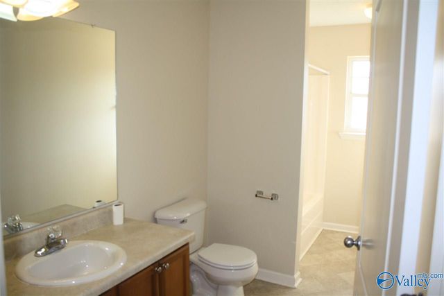 7010 Thornwood Lane, Owens Cross Roads, AL 35763