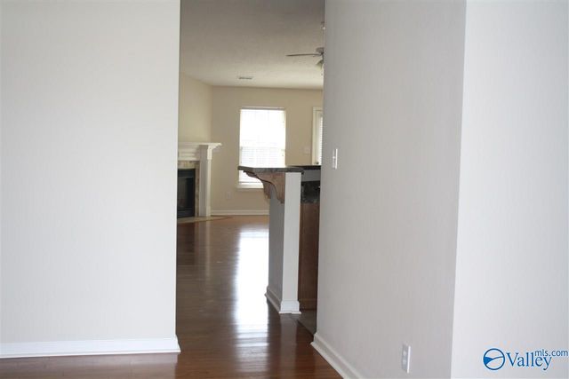 7010 Thornwood Lane, Owens Cross Roads, AL 35763