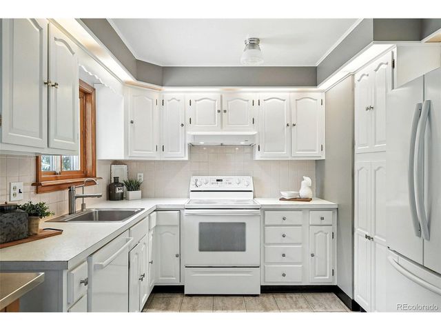 6267 S Josephine Way, Centennial, CO 80121