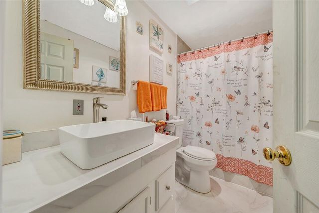 35 Fawn CT, Roanoke, VA 24012