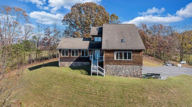 35 Fawn CT, Roanoke, VA 24012