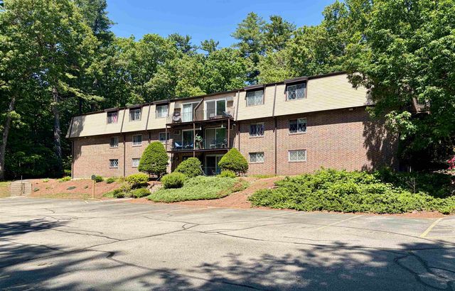 13 Silvestri Cir Unit 19, Derry, NH 03038