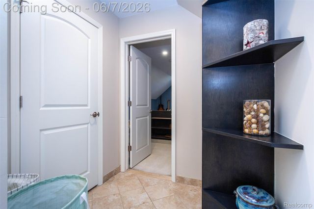 36039 Curtis Road, Livonia, MI 48152