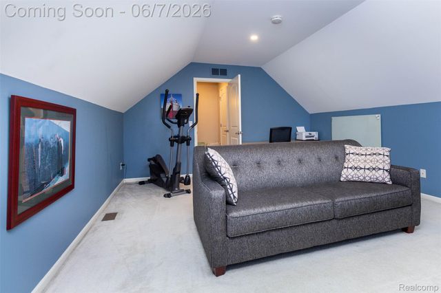 36039 Curtis Road, Livonia, MI 48152