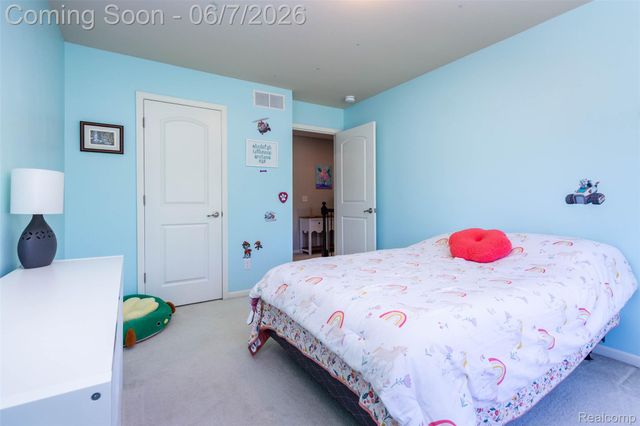 36039 Curtis Road, Livonia, MI 48152