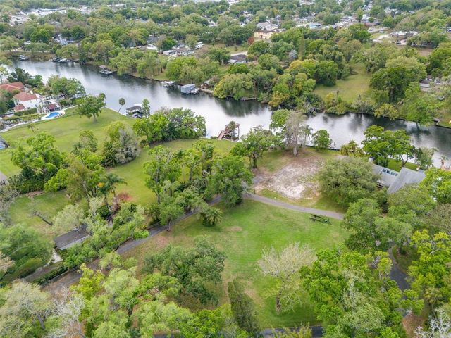 5924 RIVER TERRACE, Tampa, FL 33604