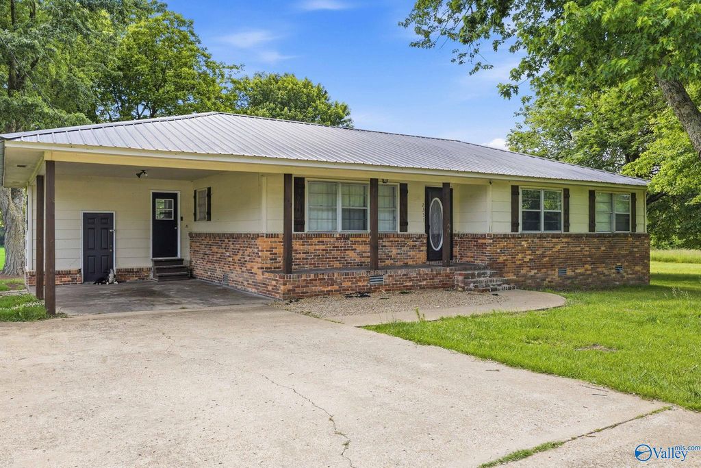 2331 Leeth Gap Cutoff Road, Boaz, AL 35956