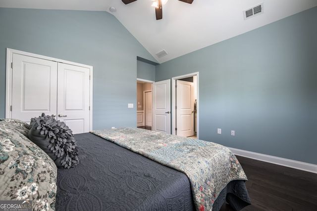 1404 Lexington Green Pines 1404, Cumming, GA 30040