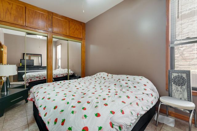 2312 W Taylor Street, Chicago, IL 60612