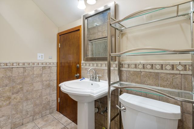 2312 W Taylor Street, Chicago, IL 60612