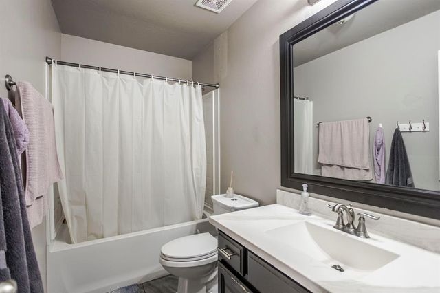 10408 NW 35th Street, Yukon, OK 73099