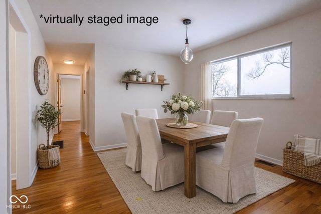 2950 S Lake Drive, Columbus, IN 47203