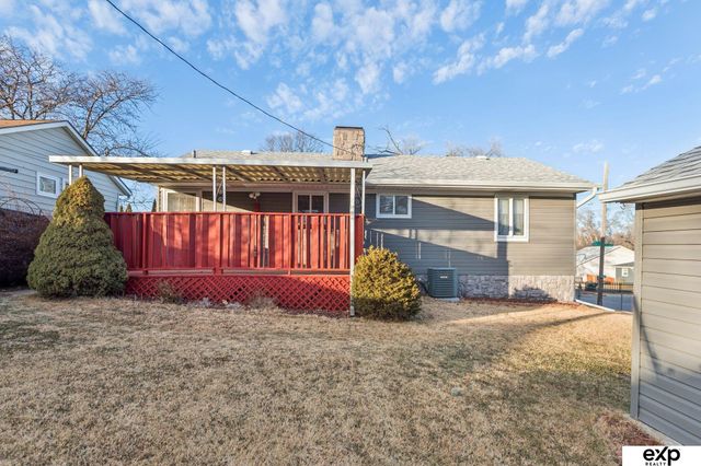 3603 Oak Street, Omaha, NE 68105