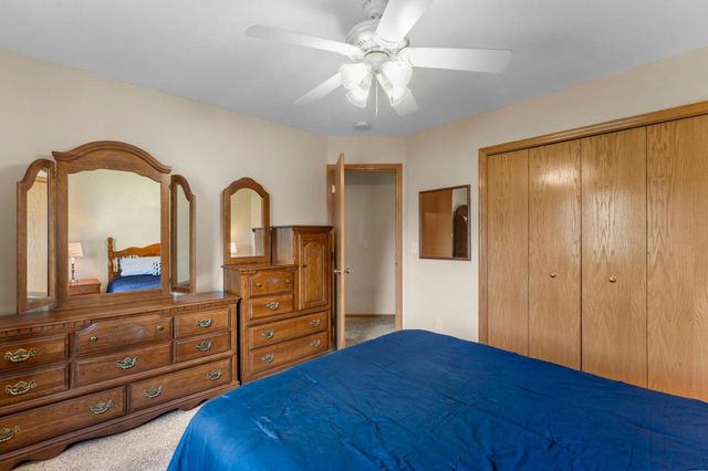 28359 Lakeside Way, Lindstrom, MN 55045