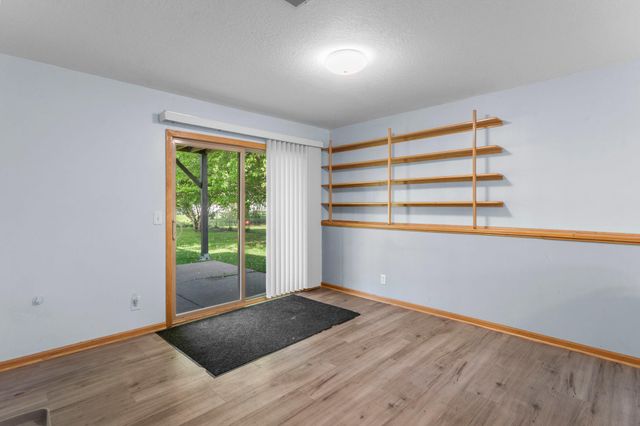 28359 Lakeside Way, Lindstrom, MN 55045