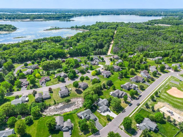 28359 Lakeside Way, Lindstrom, MN 55045
