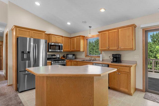 28359 Lakeside Way, Lindstrom, MN 55045