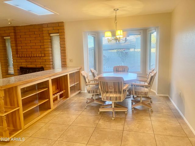 508 E ANGELA Drive, Phoenix, AZ 85022